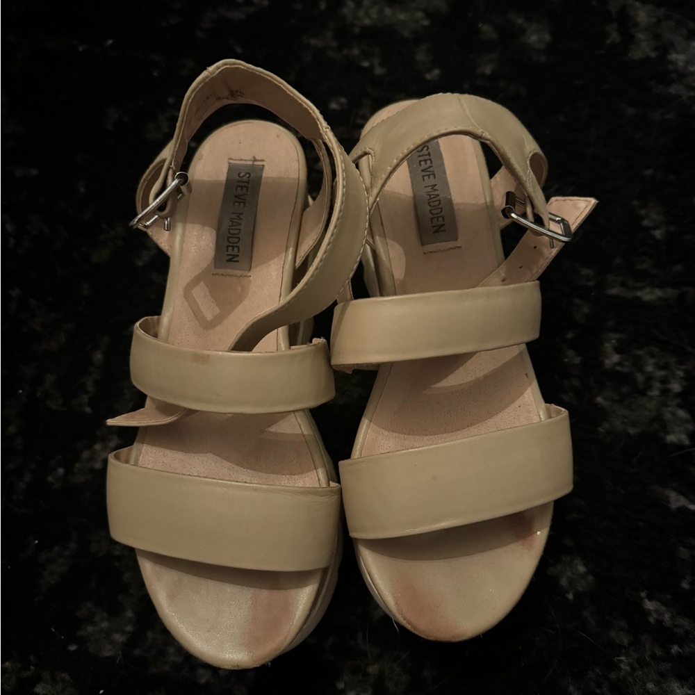 Steve Madden Tan Wedges Size 6.5